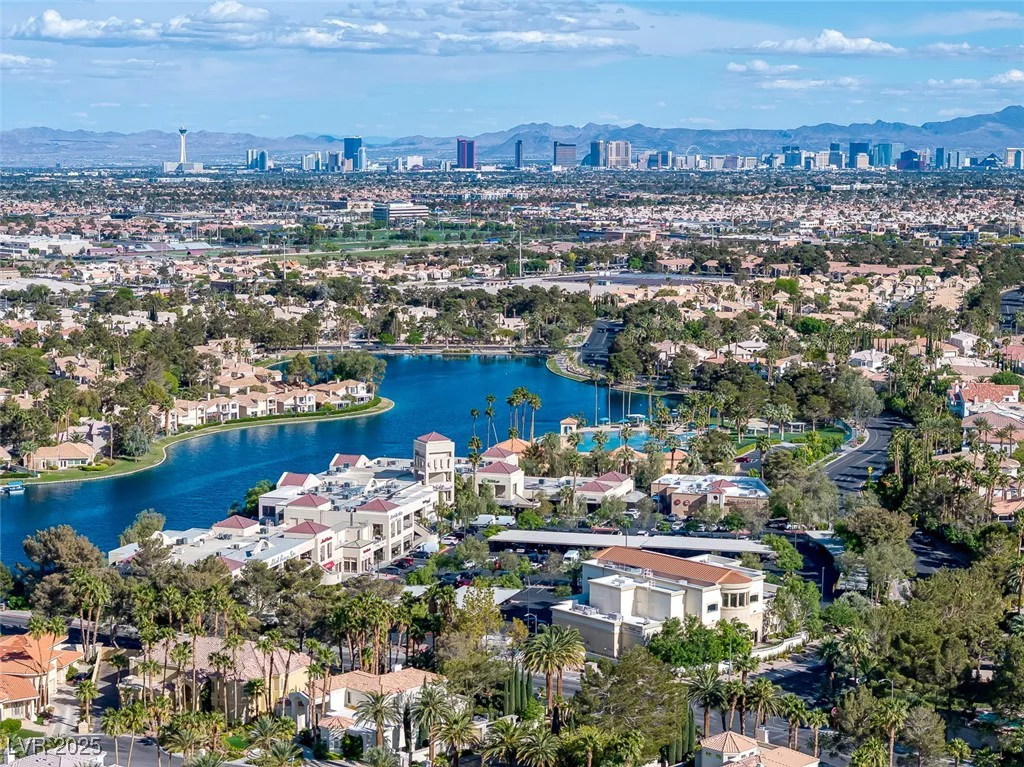 8228 Lauderdale, Las Vegas, NV 89128