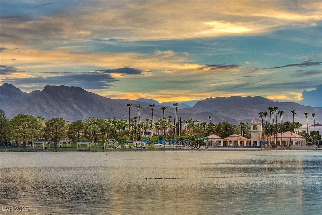 8228 Lauderdale, Las Vegas, NV 89128