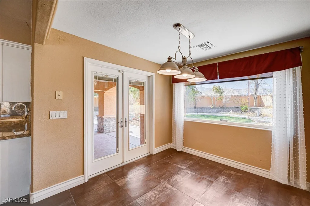 4775 Grand Canyon, Las Vegas, NV 89129