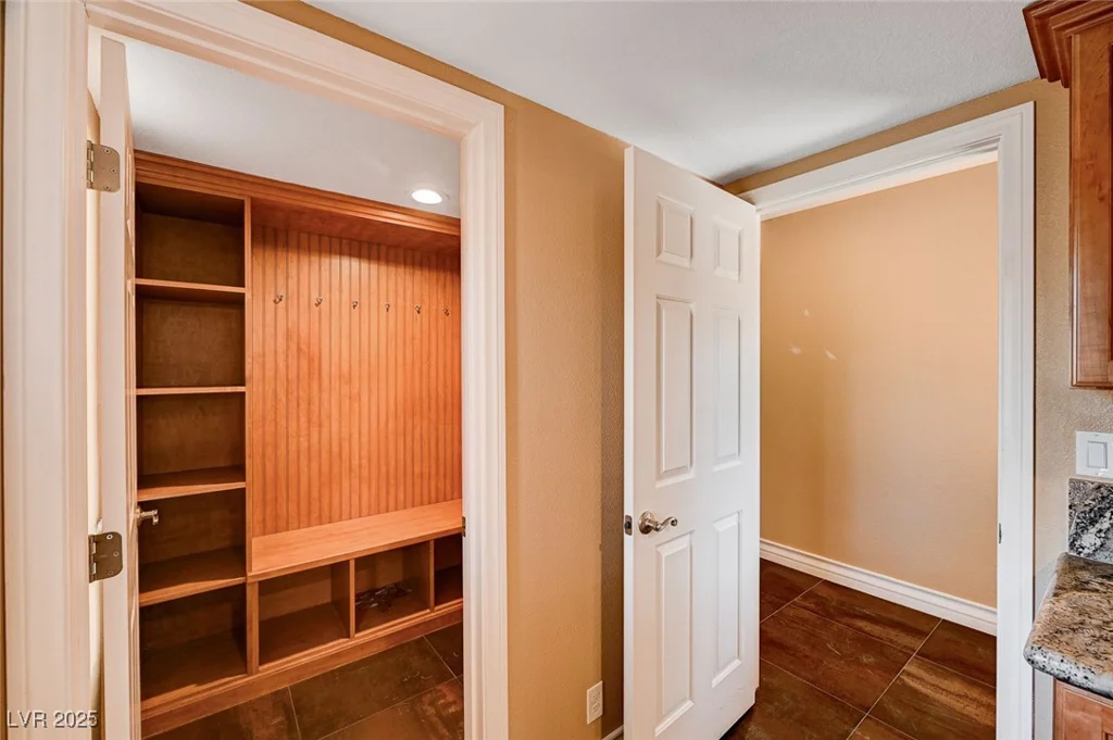 4775 Grand Canyon, Las Vegas, NV 89129