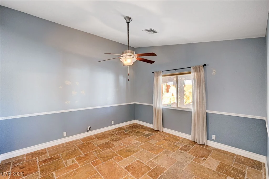 4775 Grand Canyon, Las Vegas, NV 89129