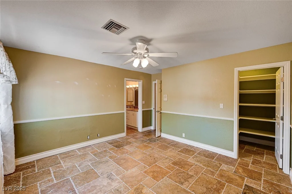4775 Grand Canyon, Las Vegas, NV 89129