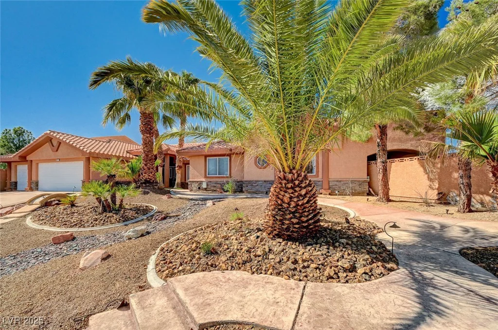 4775 Grand Canyon, Las Vegas, NV 89129
