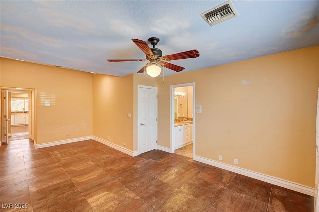 4775 Grand Canyon, Las Vegas, NV 89129