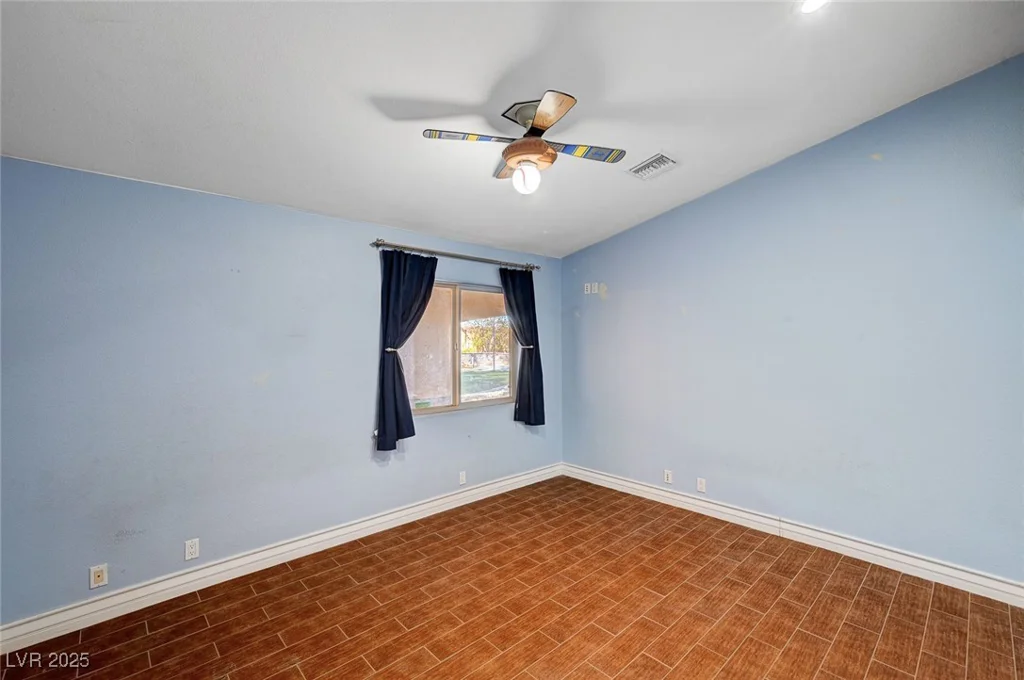4775 Grand Canyon, Las Vegas, NV 89129