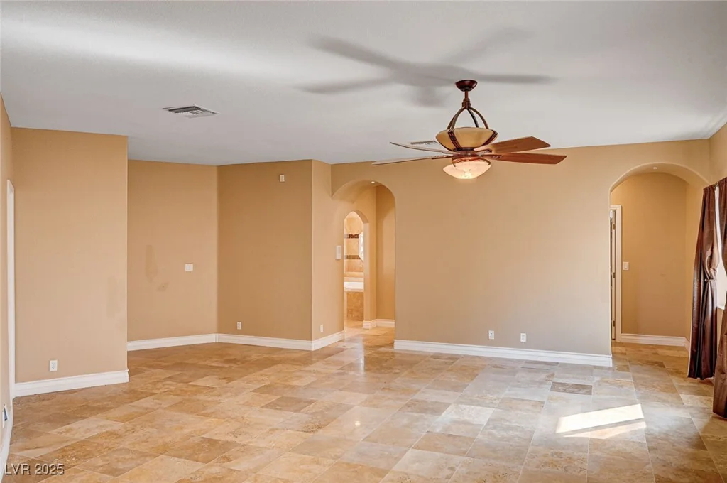 4775 Grand Canyon, Las Vegas, NV 89129