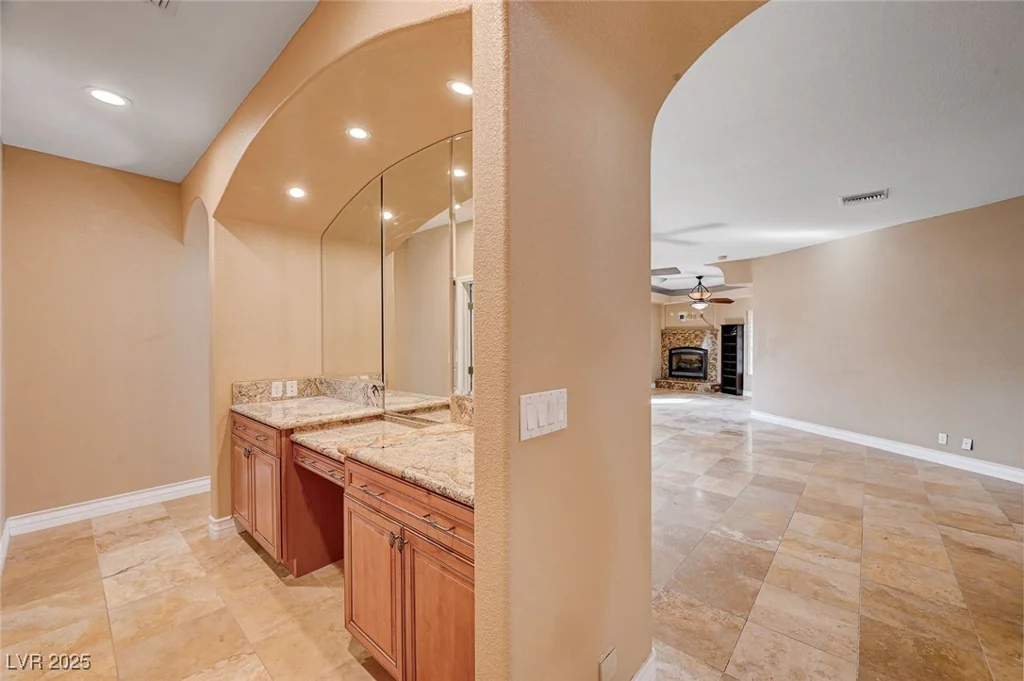 4775 Grand Canyon, Las Vegas, NV 89129
