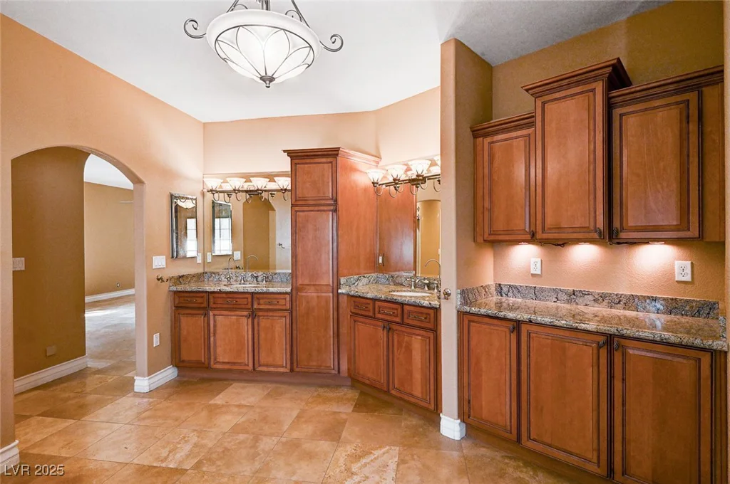 4775 Grand Canyon, Las Vegas, NV 89129