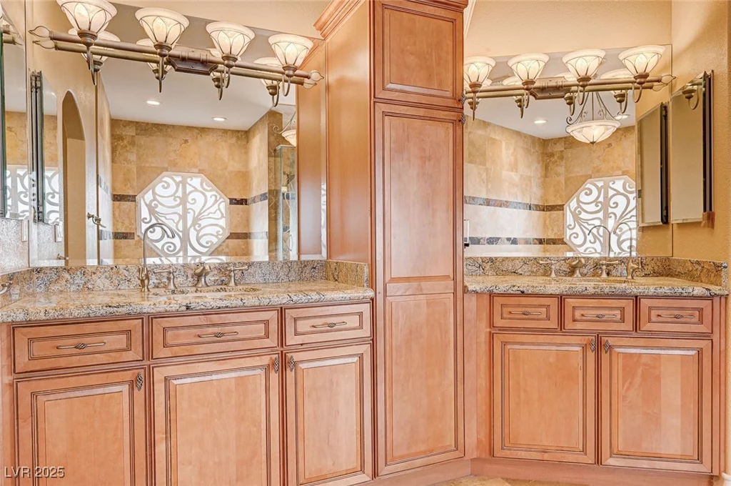 4775 Grand Canyon, Las Vegas, NV 89129
