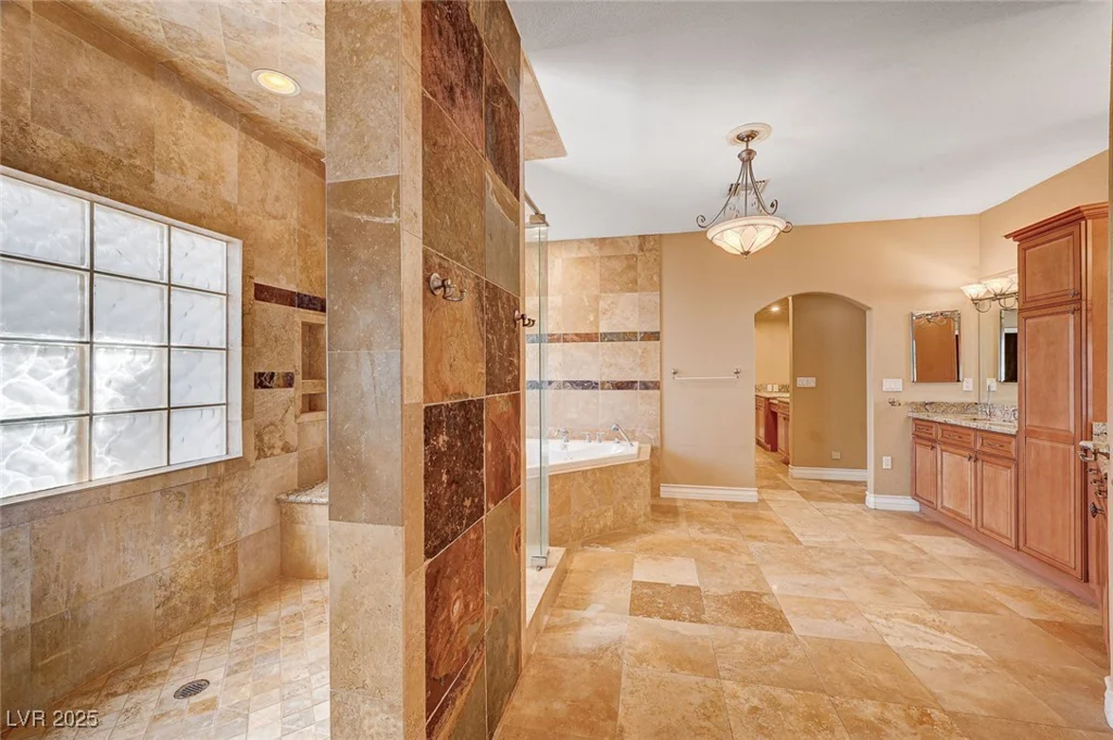 4775 Grand Canyon, Las Vegas, NV 89129