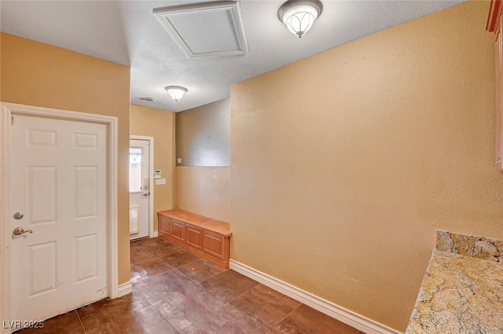 4775 Grand Canyon, Las Vegas, NV 89129
