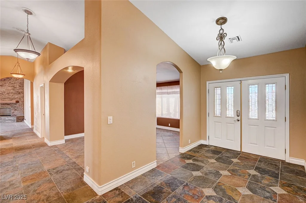 4775 Grand Canyon, Las Vegas, NV 89129