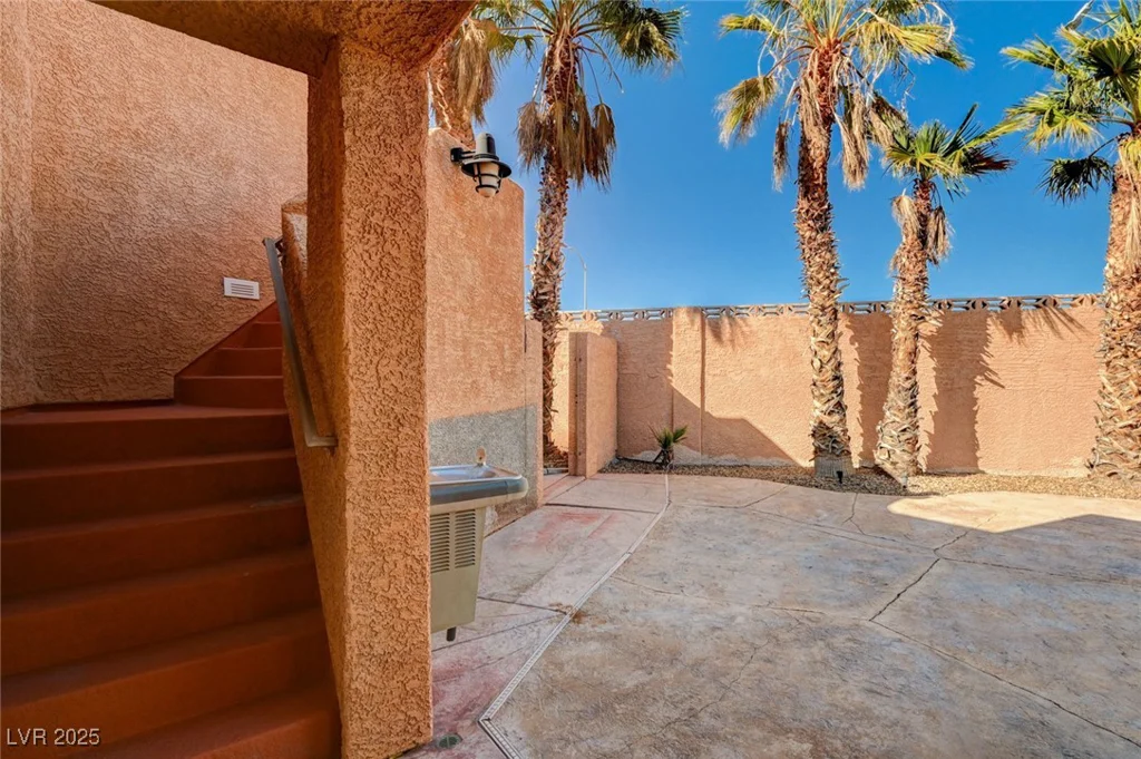 4775 Grand Canyon, Las Vegas, NV 89129
