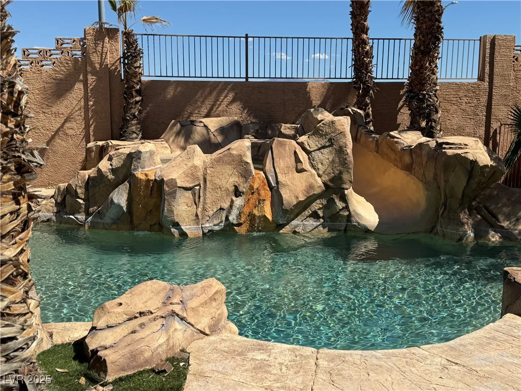 4775 Grand Canyon, Las Vegas, NV 89129