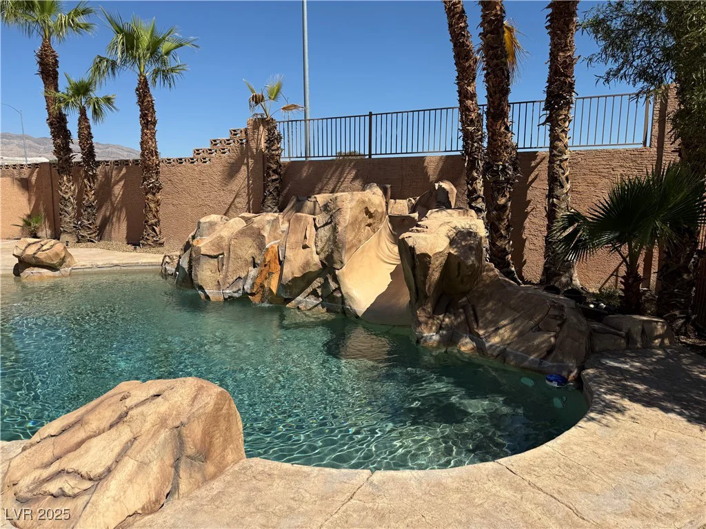 4775 Grand Canyon, Las Vegas, NV 89129