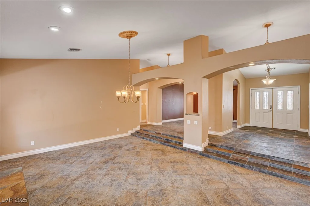 4775 Grand Canyon, Las Vegas, NV 89129