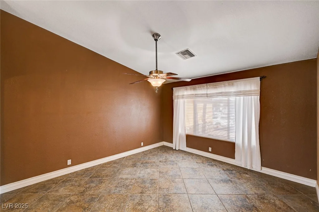 4775 Grand Canyon, Las Vegas, NV 89129