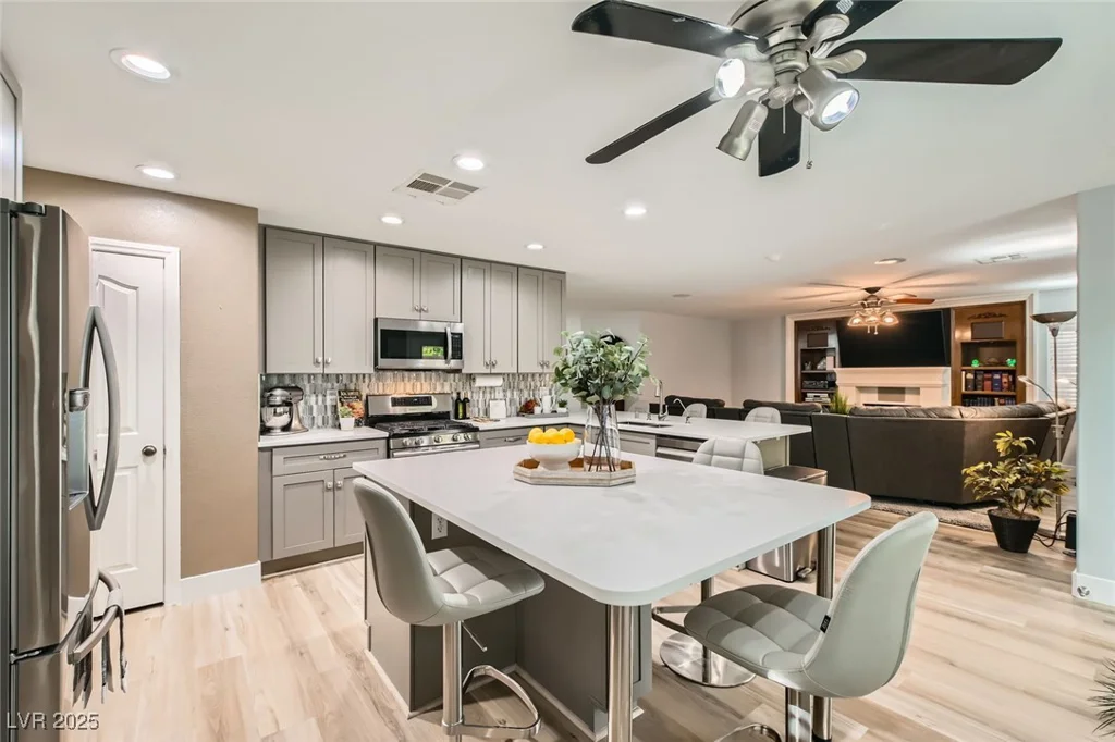 8217 Fritzen, Las Vegas, NV 89131