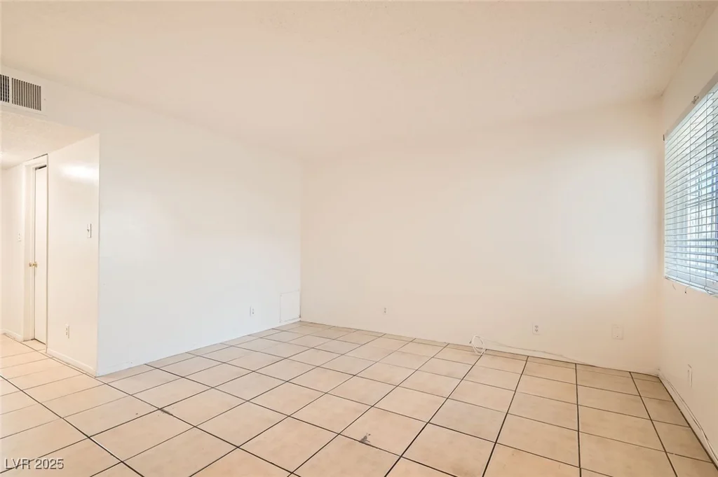 212 Orland, Las Vegas, NV 89107