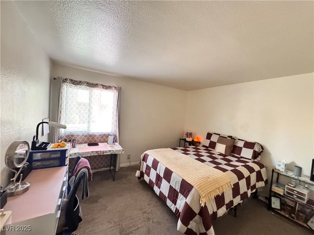 5220 Indian River, Las Vegas, NV 89103