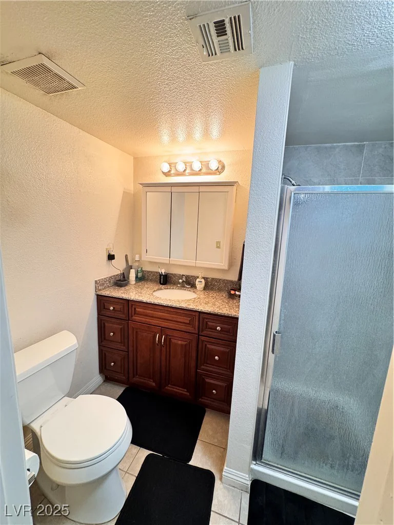 5220 Indian River, Las Vegas, NV 89103