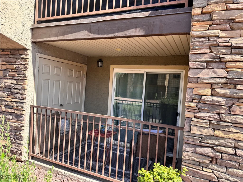 5220 Indian River, Las Vegas, NV 89103