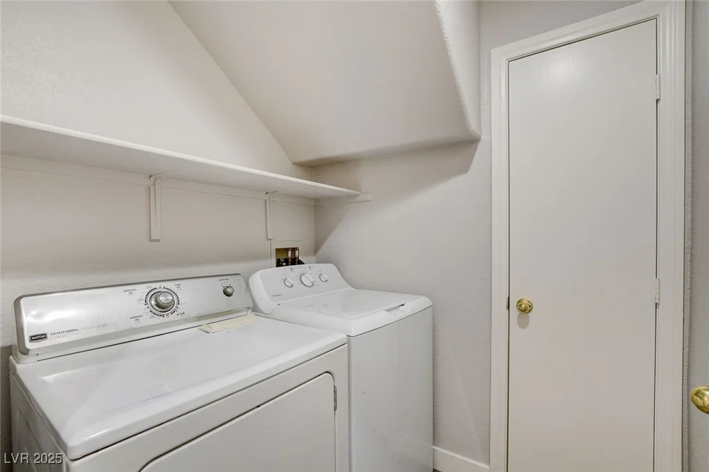 6549 Butterfly Sky, North Las Vegas, NV 89084