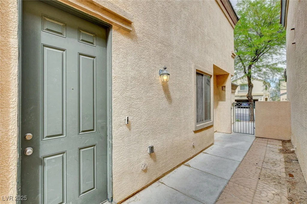 6549 Butterfly Sky, North Las Vegas, NV 89084