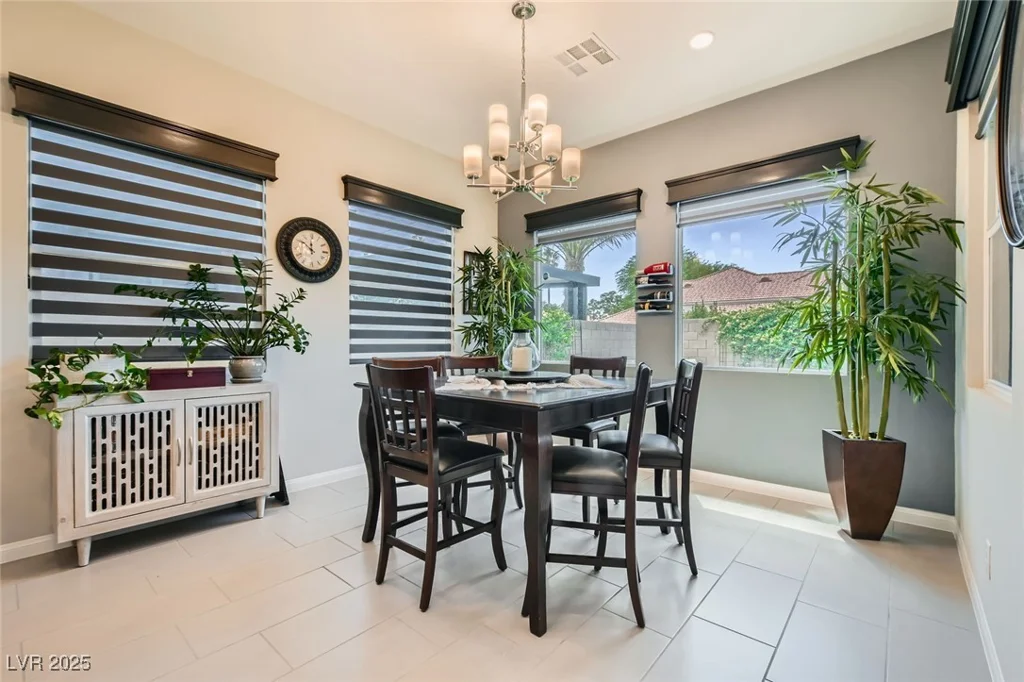 7473 Deschutes, Las Vegas, NV 89129