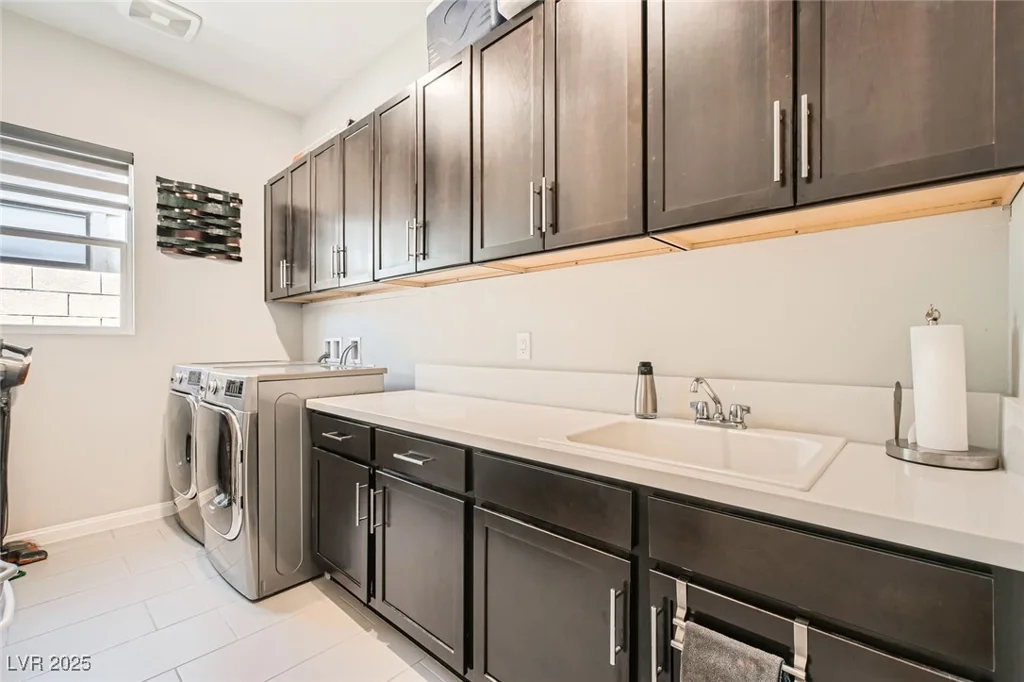 7473 Deschutes, Las Vegas, NV 89129