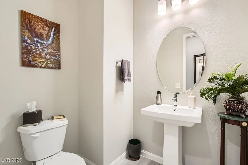 7473 Deschutes, Las Vegas, NV 89129