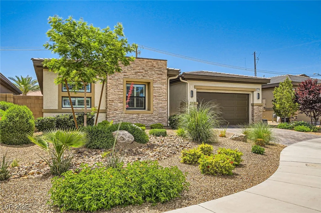 7473 Deschutes, Las Vegas, NV 89129