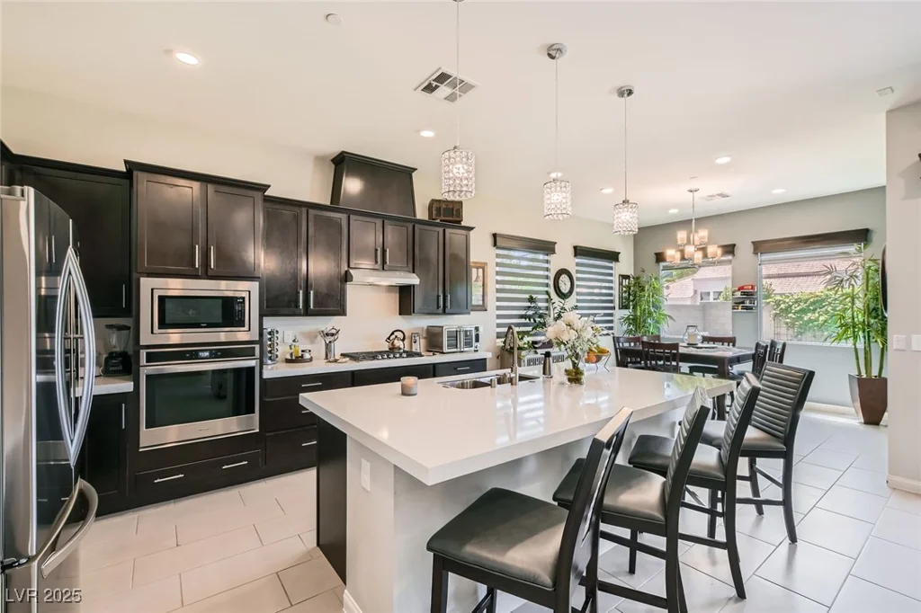 7473 Deschutes, Las Vegas, NV 89129