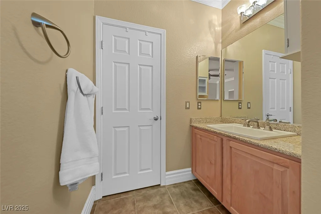 11275 Gammila, Las Vegas, NV 89141