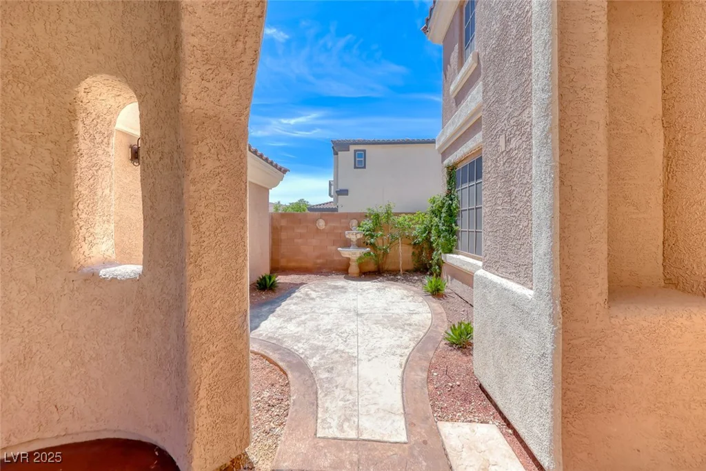 11275 Gammila, Las Vegas, NV 89141