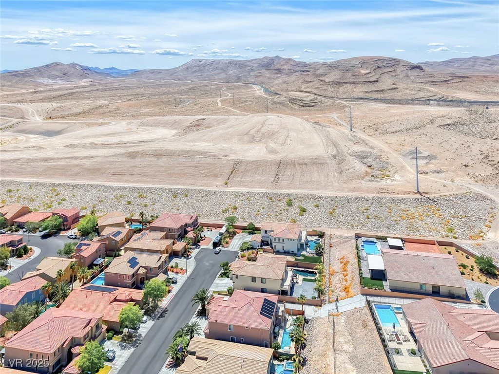 11275 Gammila, Las Vegas, NV 89141