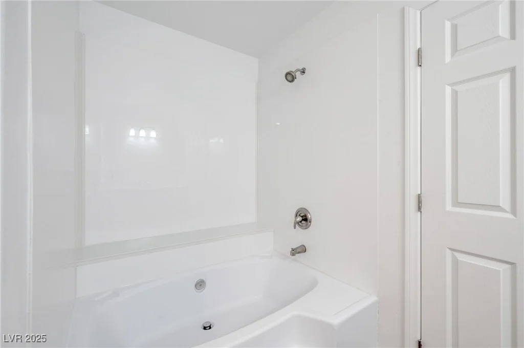 9325 Desert Inn, Las Vegas, NV 89117