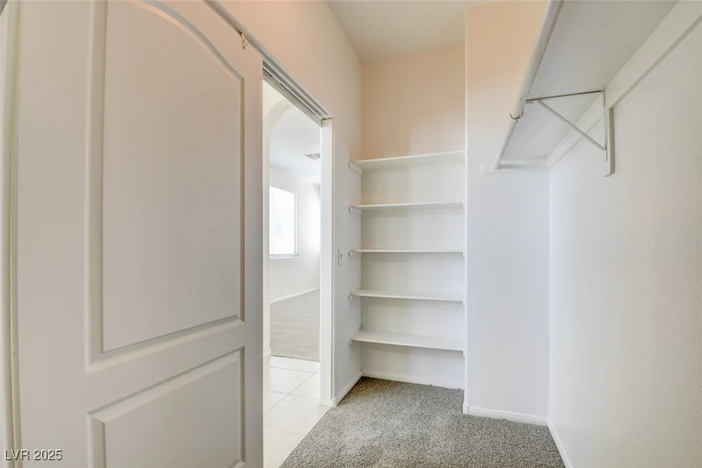 3956 Irvin, Las Vegas, NV 89141