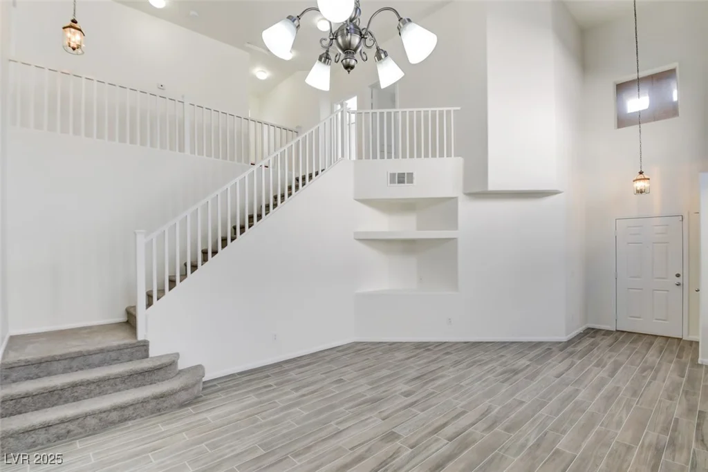 3956 Irvin, Las Vegas, NV 89141