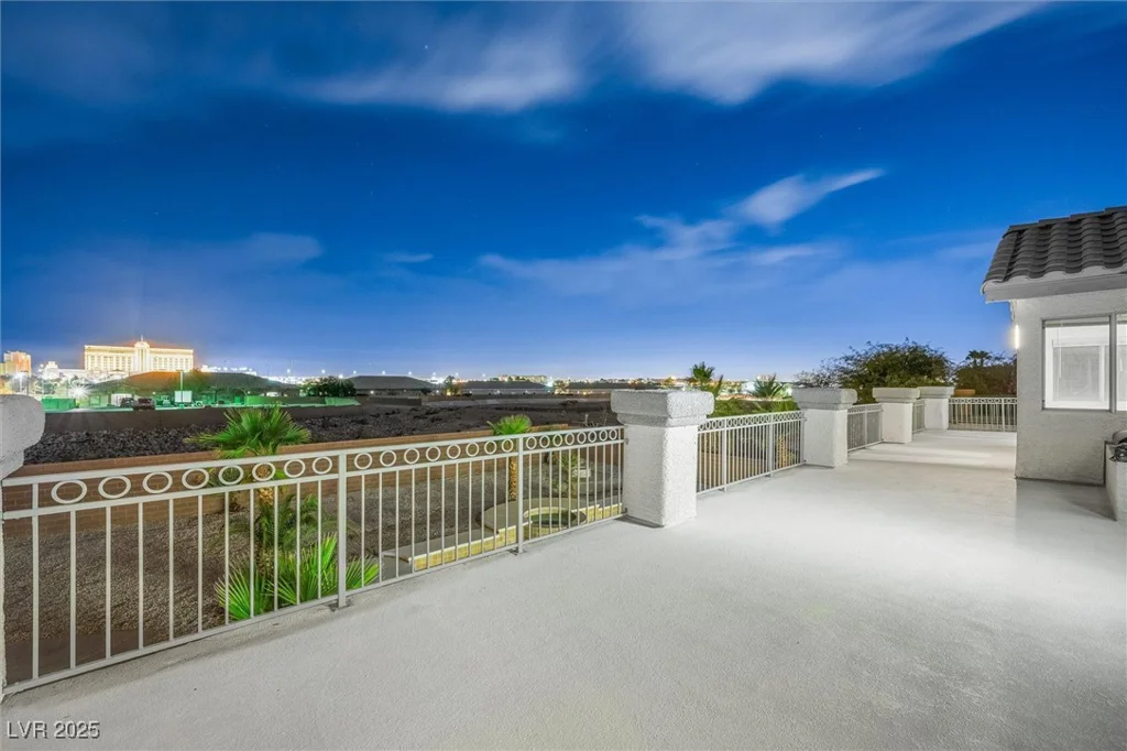9795 La Cienega, Las Vegas, NV 89183
