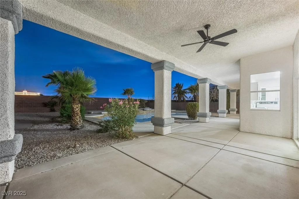 9795 La Cienega, Las Vegas, NV 89183