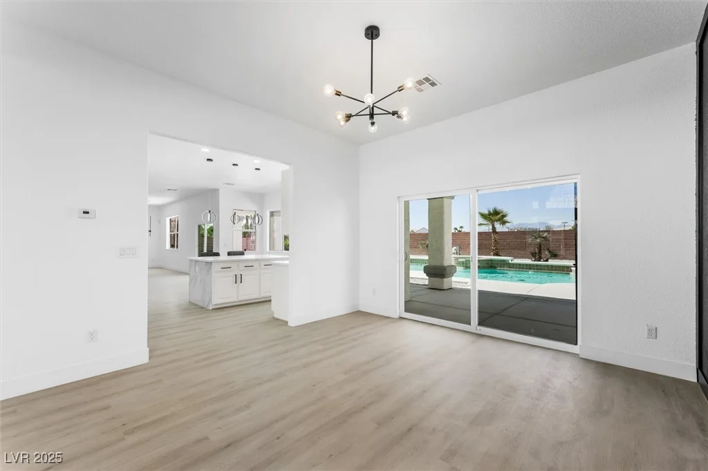 9795 La Cienega, Las Vegas, NV 89183