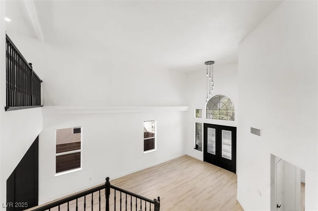 9795 La Cienega, Las Vegas, NV 89183