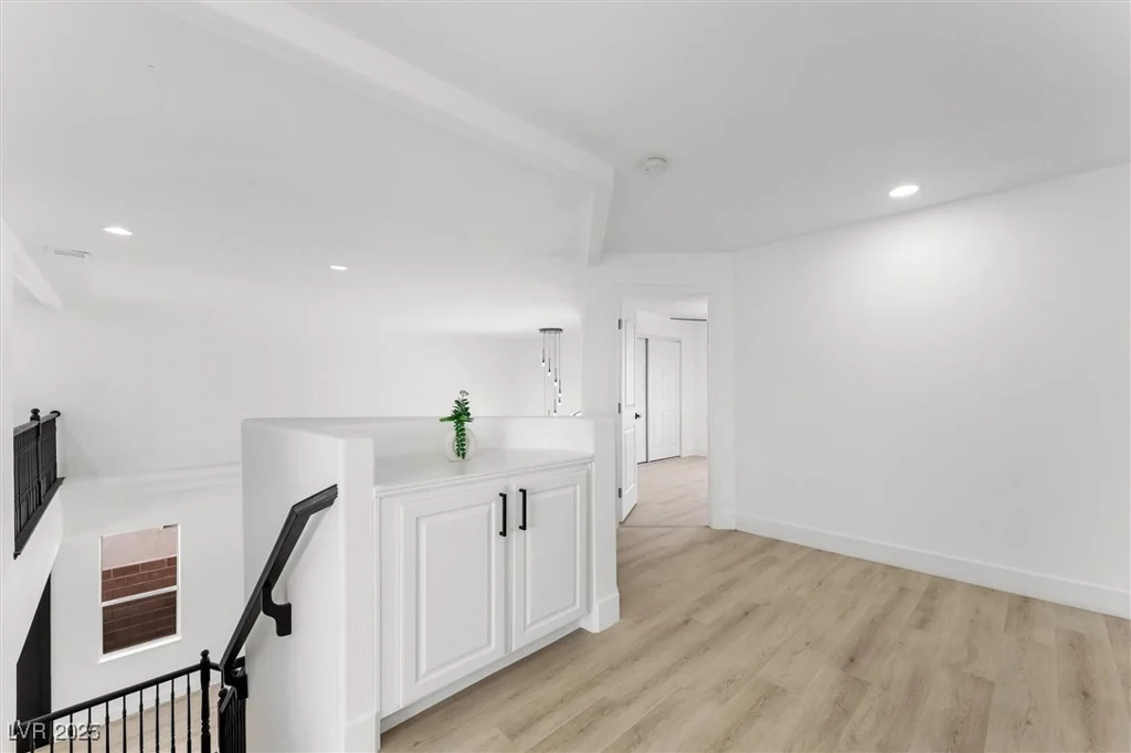 9795 La Cienega, Las Vegas, NV 89183