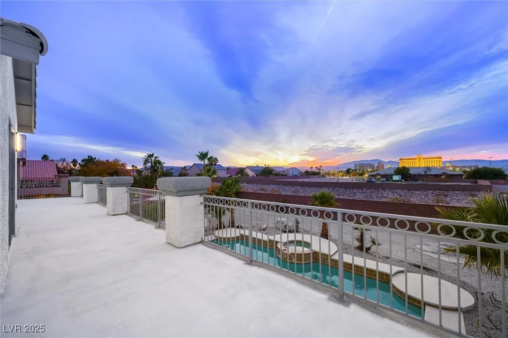 9795 La Cienega, Las Vegas, NV 89183