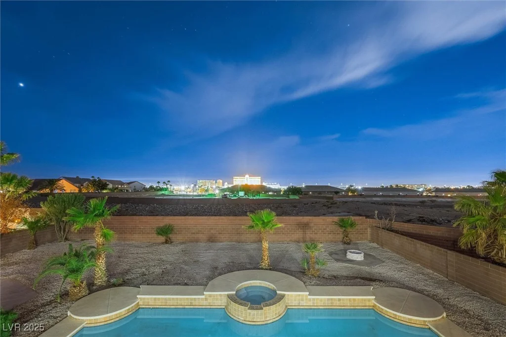 9795 La Cienega, Las Vegas, NV 89183