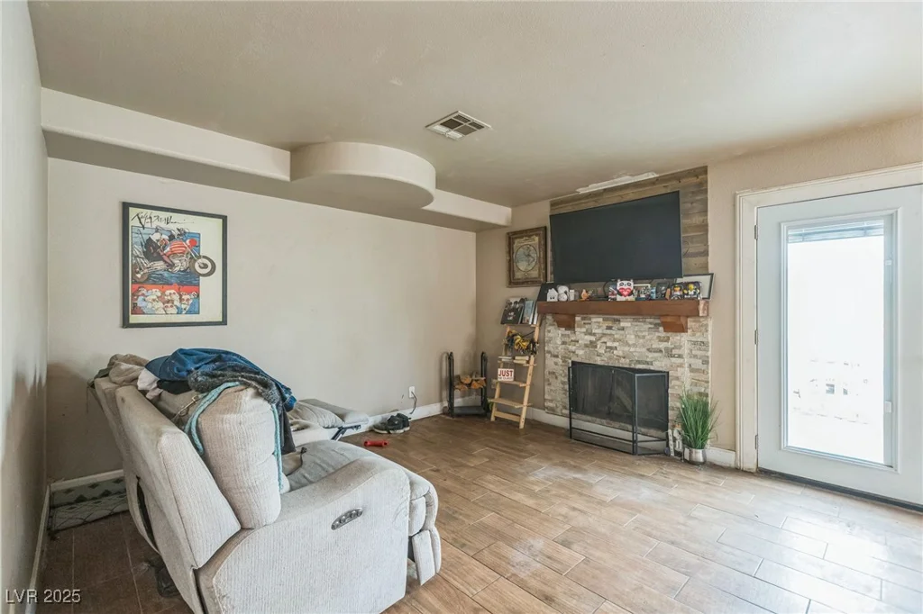 1311 Stokes, Las Vegas, NV 89110