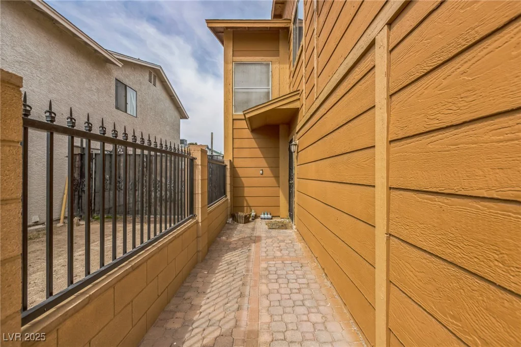 1311 Stokes, Las Vegas, NV 89110