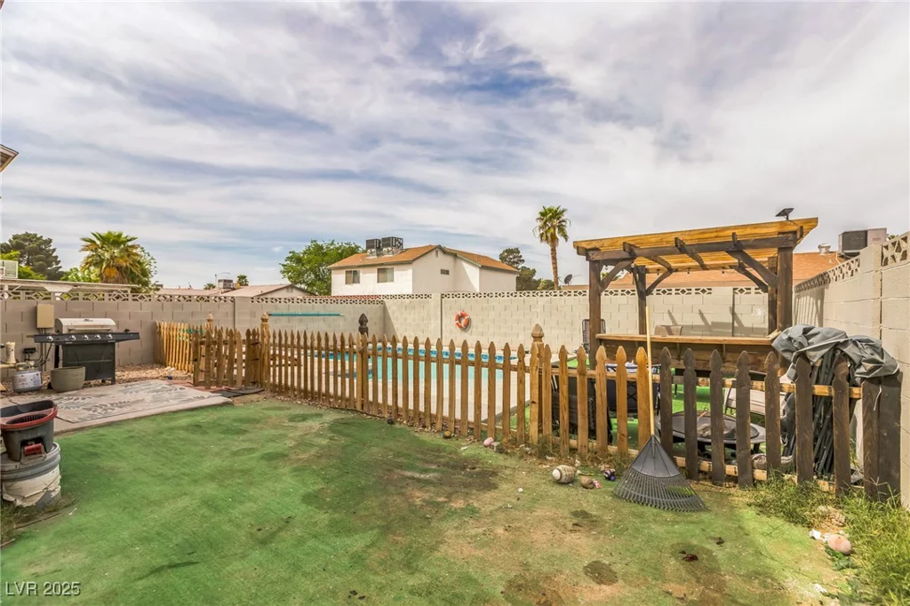 1311 Stokes, Las Vegas, NV 89110