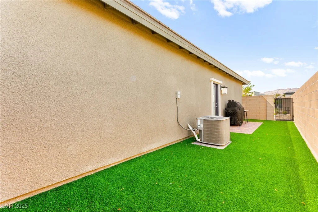 12648 Heritage Bend, Las Vegas, NV 89138